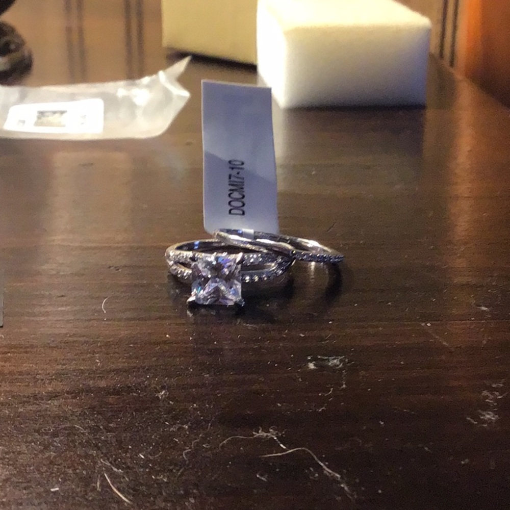 Ring set Moissanite - Picture 3 of 3